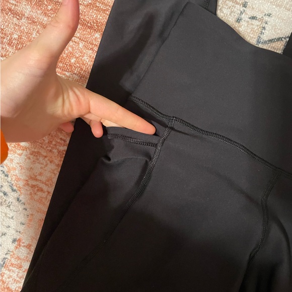 Old navy powersoft leggings - Picture 2 of 3